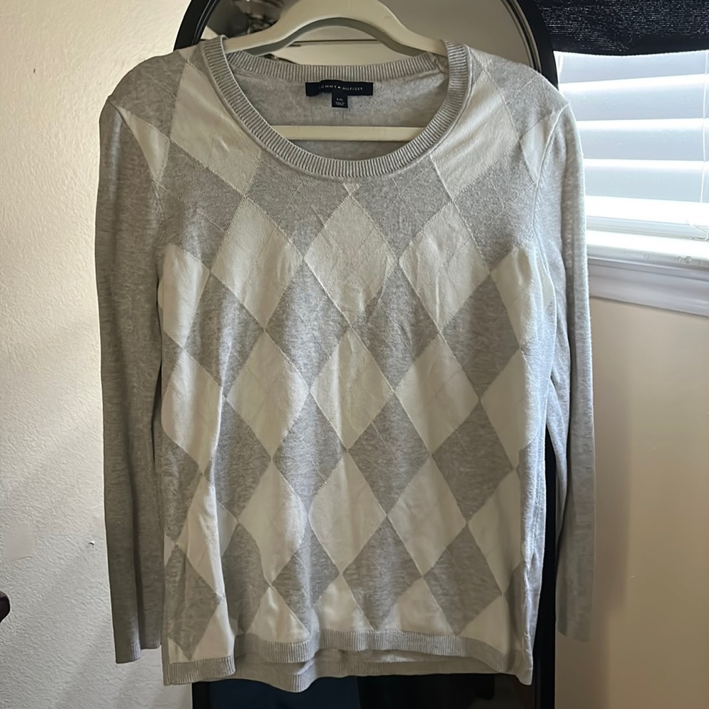 Tommy Hilfiger sweater